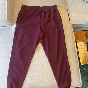 Lululemon Maroon Stretch High-Rise Jogger